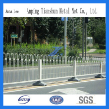 Road Separation Iron Barrier Wire Mesh Fence