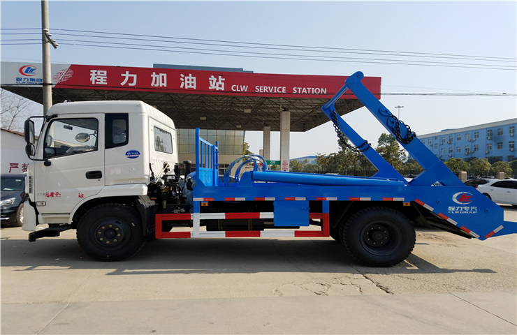 Dongfeng CUMMINS 170hp تخطي شاحنة لجمع القمامة