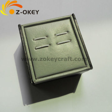 Square cufflinks box with elegant top