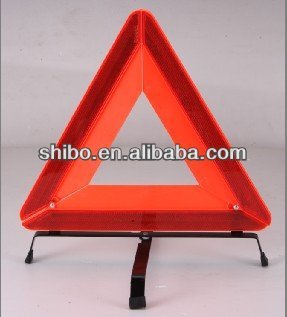 hazard triangle;traffic warning triangle