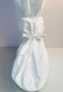 Anti slip shoe cover non woven