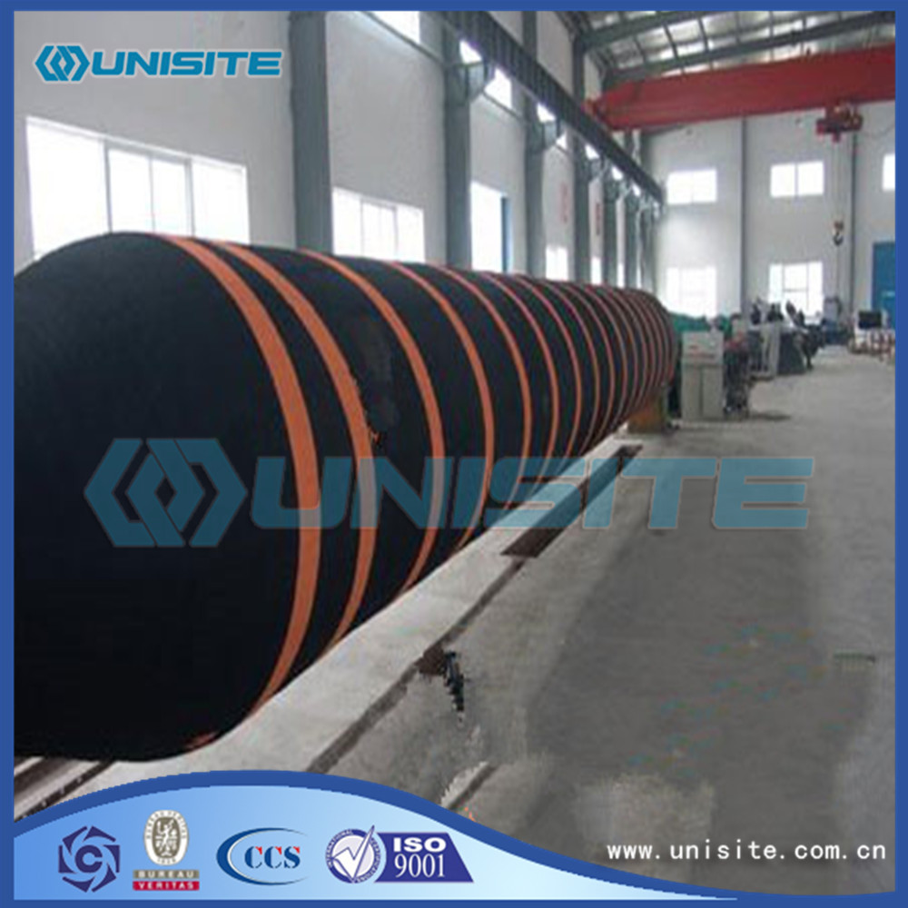 Flexible black rubber hose pipes