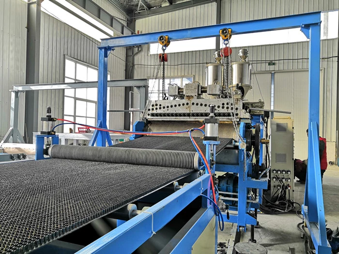 Automatic Plastic PE/PP Truf Grass Carpet Extrusion Machine