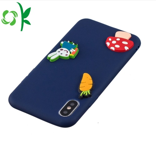 Custodia per cellulare in silicone con accessori in silicone