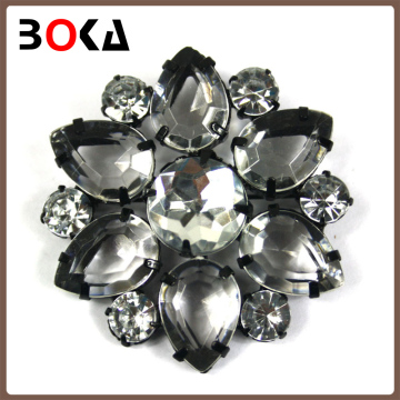 BOKA round flower bouquet rhinestones acrylic brooch