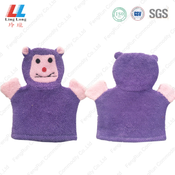 Smooth fizzy children bath gloves