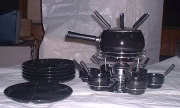 Roaster Tableware Set