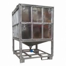 Dry goods container for powder material