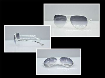 White Metal Aviator Sunglasses