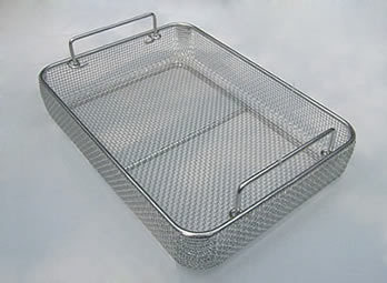 Metal wire mesh basket