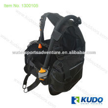 buoyancy compensator