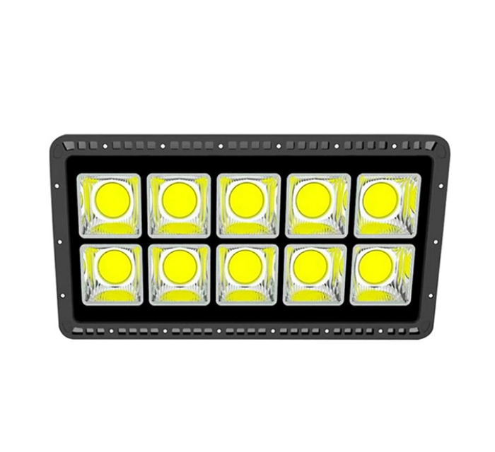 Fast start-up outdoor LED floodlights