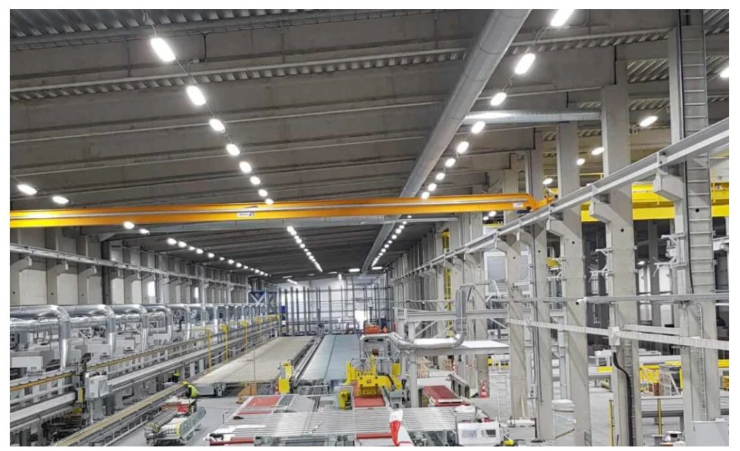 65W 80W 100W 125W Spacecraft Linear Light for Warehouse, Parking Lot, Factory