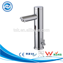 High Flow Infrared Senosr Integrated automatic sink faucet Battery Operated