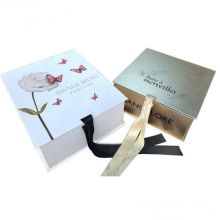 Luxury Clothing Pacakging Box With Ribbon Closure