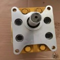 Komatsu D65 Bulldozer Gear Pump szerelvény 07441-67503