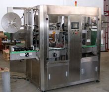 Automatic shrink sleeve applicator of packaging machine