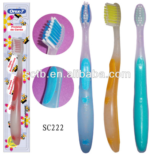 brosse à dents bébé