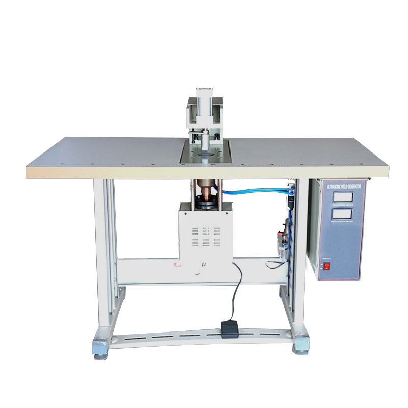 Ultrasonic spot welding machine