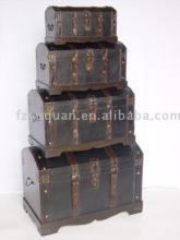 Antique trunk TB6032
