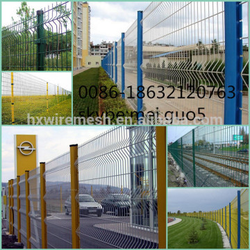 2014 hot sale triangle welded wire fence/welded triangle fence