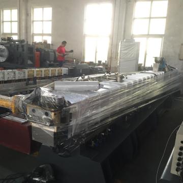 WPC granulating production line