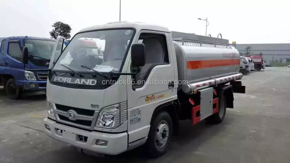 Foton 3000 liter small fuel tank trucks and aviation fuel trucks for sale