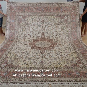 9'x12' Handwoven Pure Silk Traditional Carpet