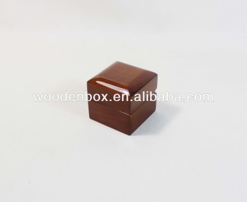 Small Wooden ring box