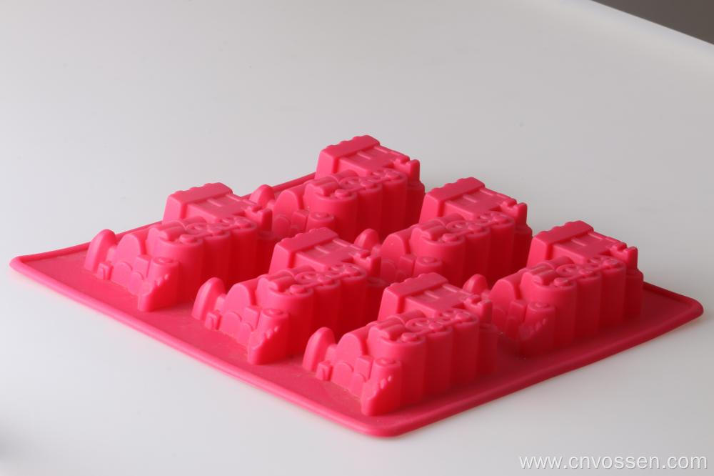 Train  shape cake mold