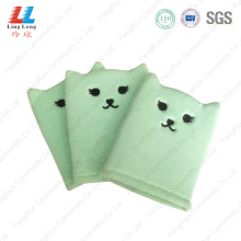 Lovely exfoliating artificial sponge gloves