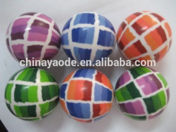 Multicolor rubber bouncing ball