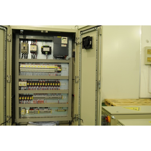 Crane Electric control cabinet