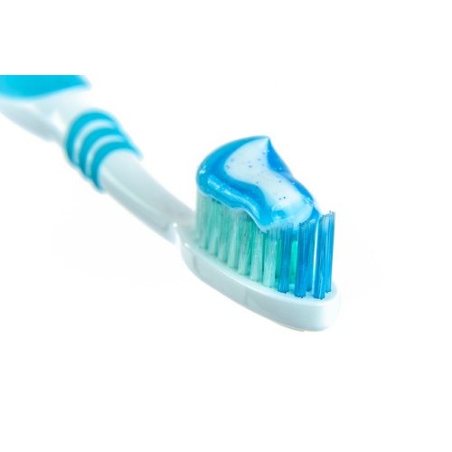 ซีโอไลต์ธรรมชาติใช้ขัดยาสีฟัน