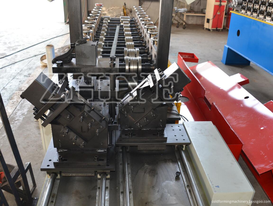 C & U roll forming machine