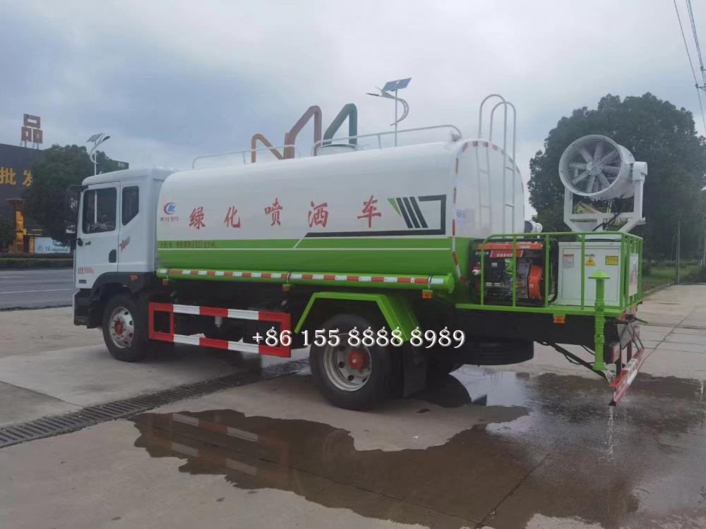 Dongfeng 12cm Sprinkler Truck 4 Jpg