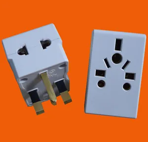 UK or British Style AC Travel Adaptor with Earth (P7037)