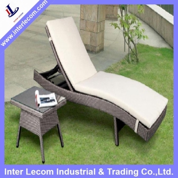 IL Rattan Chaise Longue