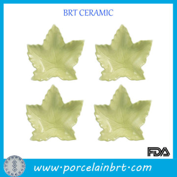 Leaf shaped set of kitchen porcelain dishes