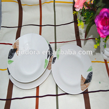 fine porcelain dinnerware set