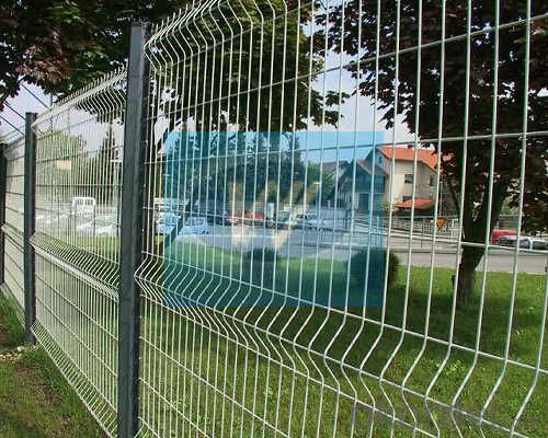 TUV Certification Welded Wire Mesh Fence, 3D Fence  triangle bend fence