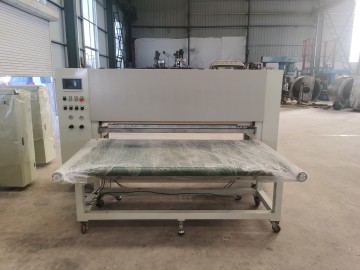 Glass fiber short cutting machine