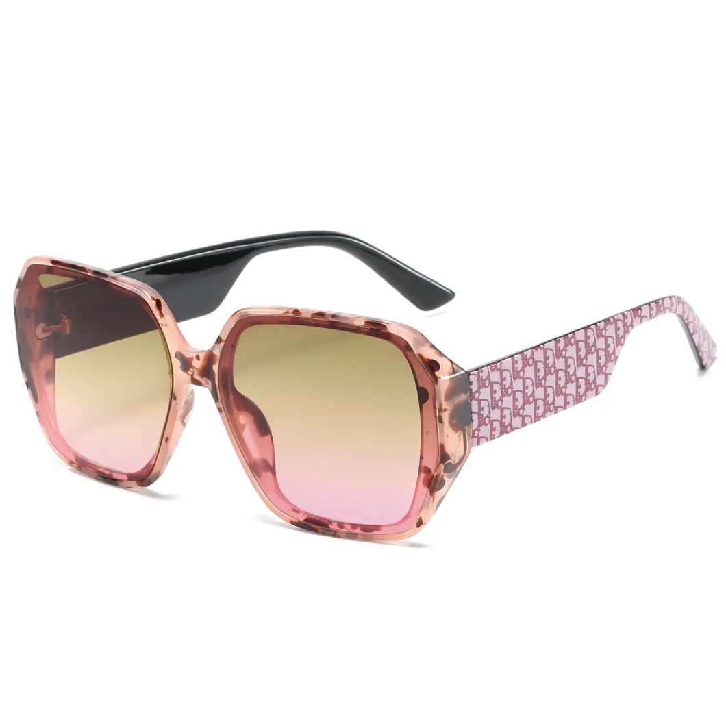 2020 Ready Made Plastic Fashion Sunglasses with Patterns