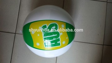 INFLATABLE BEACH BALL