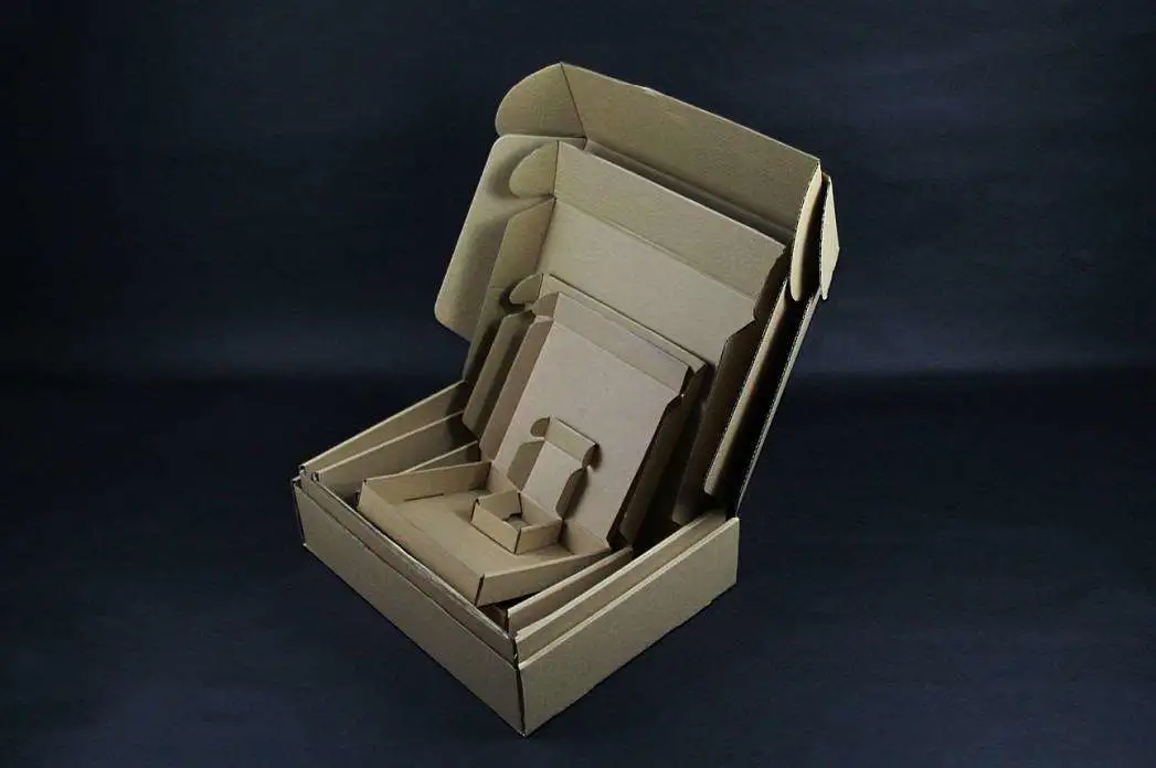 Paper Corrugated Cardboard Pizza Box for Food Packaging