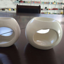 Round White Ceramic Oil Burner - Aromatic Ambiance