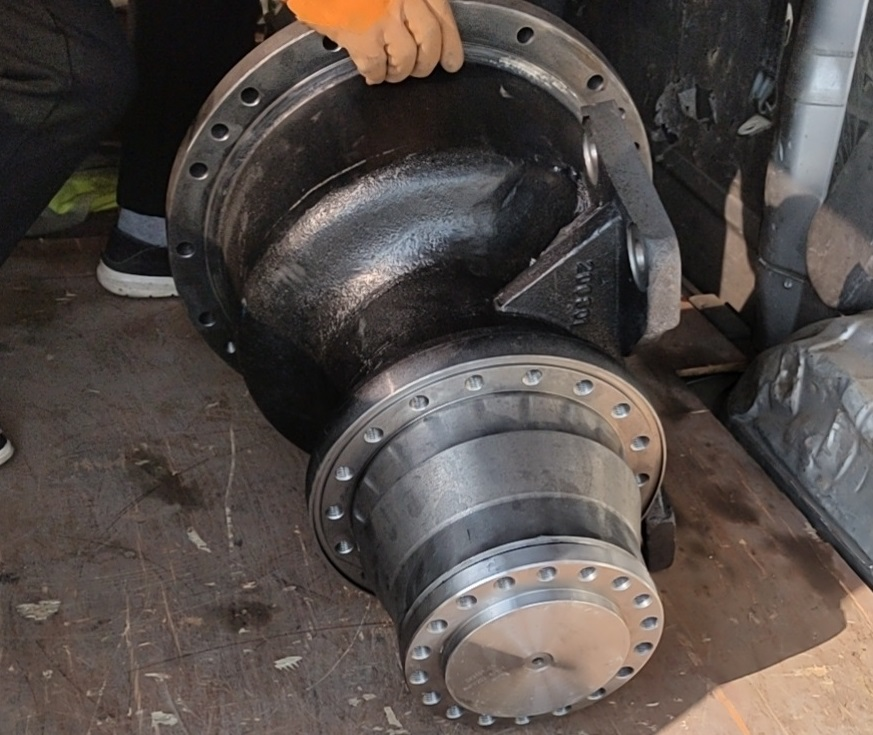 XCMG GR165 GR180 GR215 Планетарная сборка REDUCER 800346768