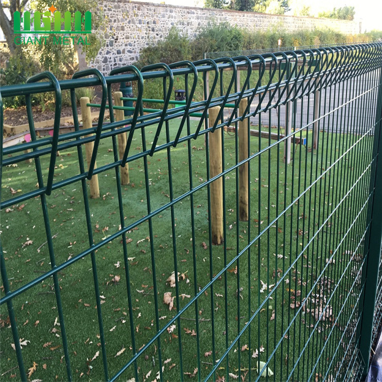 Triangle Bending BRC Fence Metal Welded Garden Fence