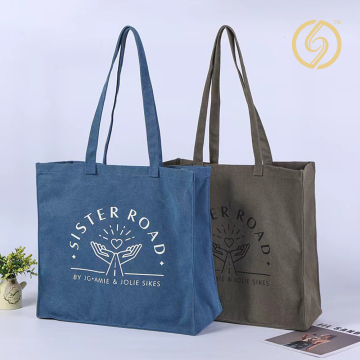 Portable hand-held sail bag