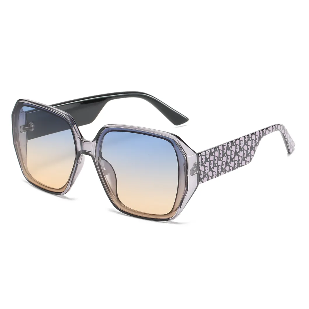 2020 Ready Made Plastic Fashion Sunglasses with Patterns